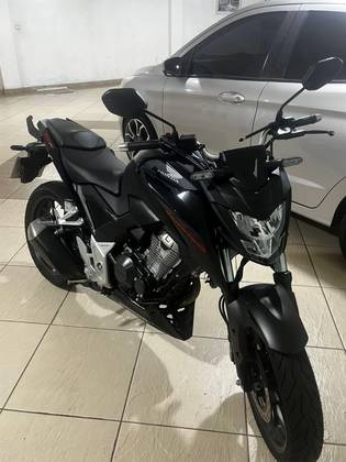 HONDA CB 300F TWISTER CBS 
